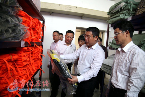 縣委書記余建地檢查指導(dǎo)防汛備汛工作