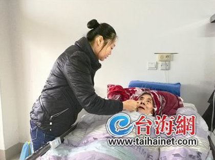 女子照顧高位截癱父親30年 不敢遠嫁工作只選環衛工