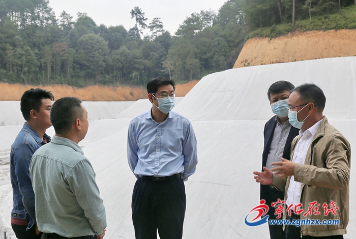 縣領(lǐng)導(dǎo)開展城鄉(xiāng)污水和垃圾處理工作調(diào)研