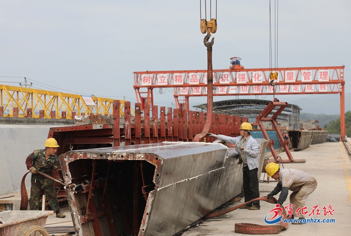 寧化加快推進全省首座縣城高架橋公路工程建設
