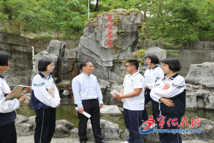 寧化一中教師張美杰：縣域高中教育的守望者