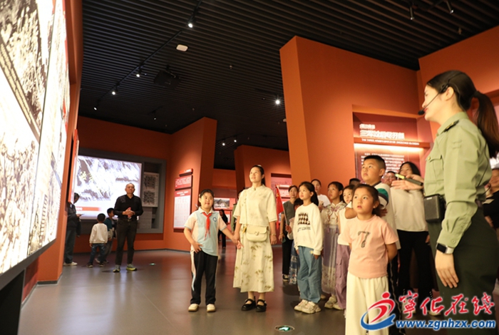 寧化：國慶假期紅色旅游別樣紅