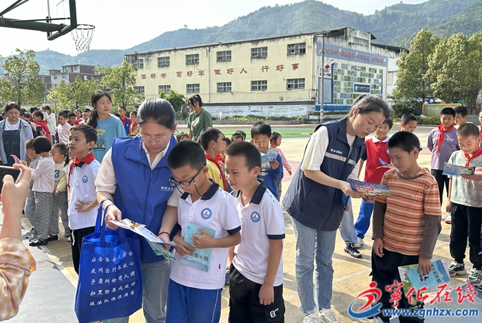 寧化縣濟村鄉普法宣傳進校園