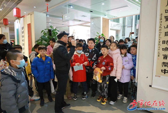 寧化縣中小學生書法作品展在福州開展