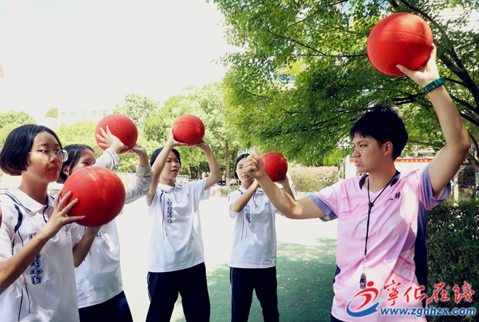 張毅婷:做有情懷的體育教師