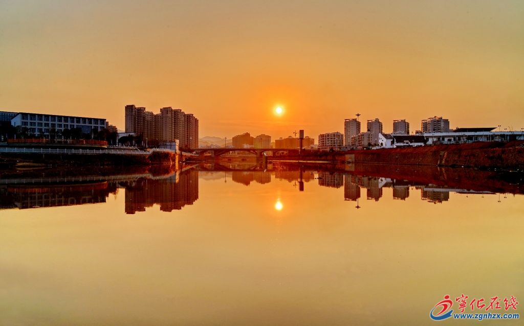 中環路大橋的夕陽